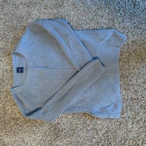 Women’s gap sweater